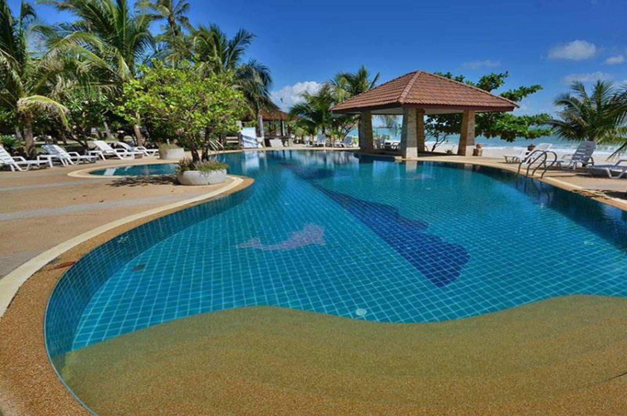 Alongkot Beach Resort Khanom Eksteriør bilde