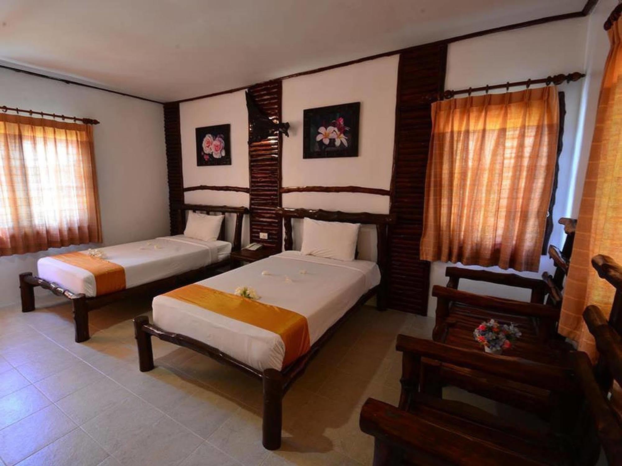 Alongkot Beach Resort Khanom Eksteriør bilde
